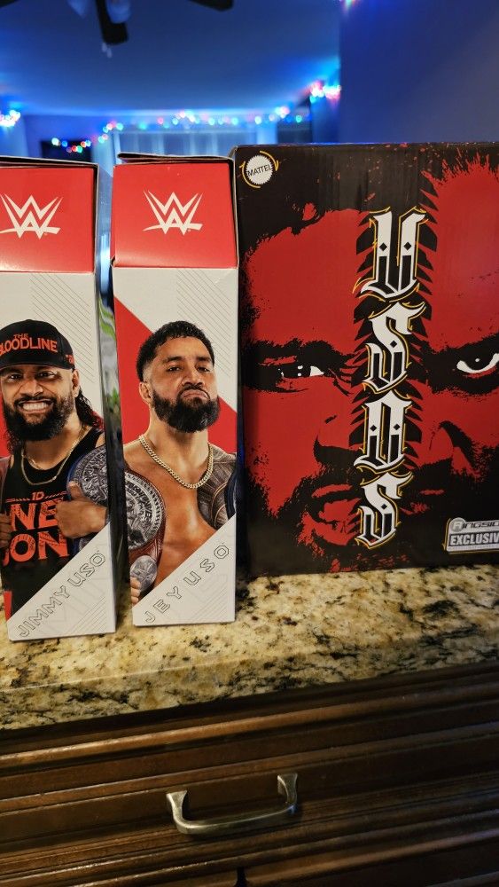 Wwe Elites- Usos Bloodline( Exclusive Jey/Jimmy Uso)