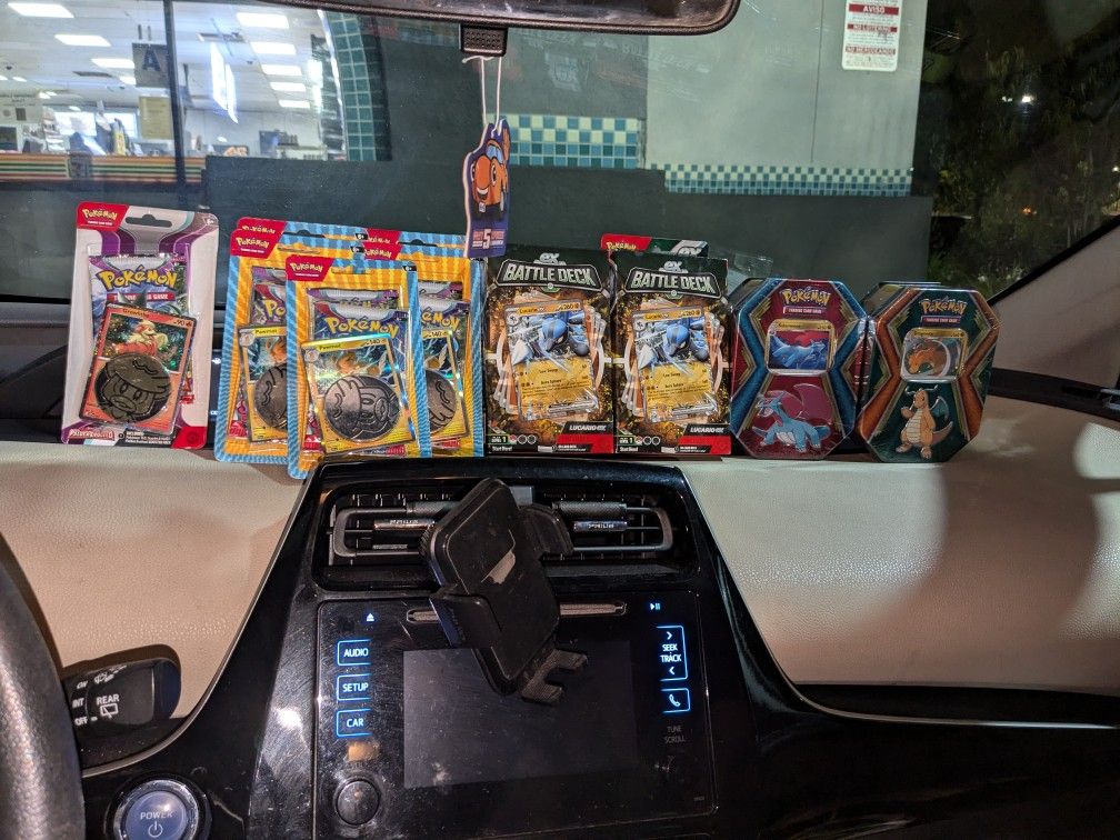 Brand New Pokemon Tins/Booster Packs/Starter Decks