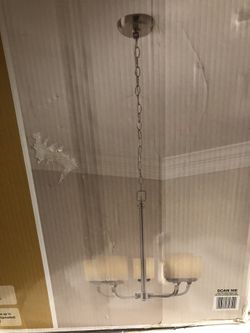 Brand new 5 light chandelier
