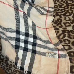 Fashion Plaid London Beauty Sample 