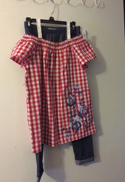NEW - Girls size 10