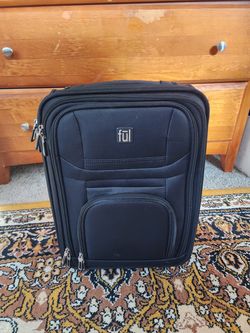 Ful Luggage Under The Seat.