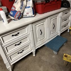 White Drexel Dresser