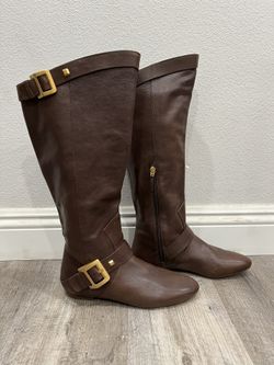 BCBGMAXAZRIA brown Boots Size 9