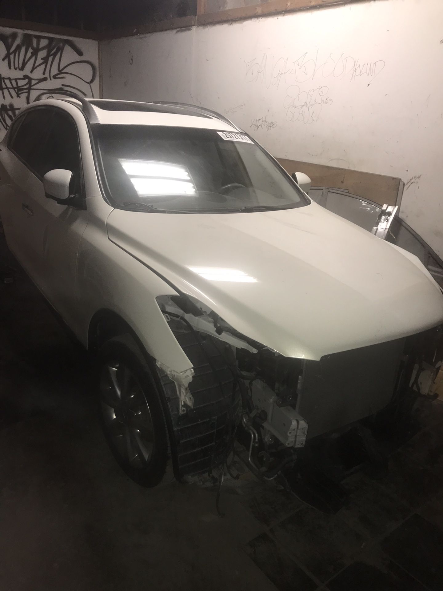 Infiniti EX35 -Parts