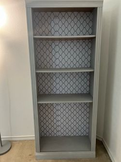 6’ book shelf