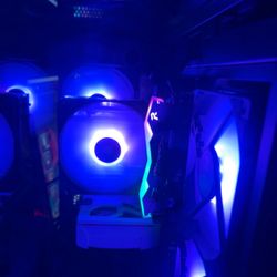 IBUYPOWER PC COMES WITH KEYBORED,MOUSE, And Desk Top 