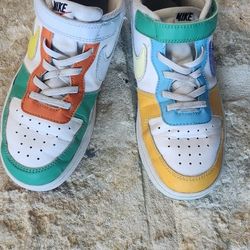 3Y Nike Kids Multicolor Sneakers - Green, Orange, Yellow, Blue