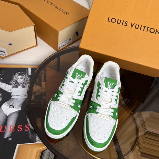 Used louis vuitton shoes