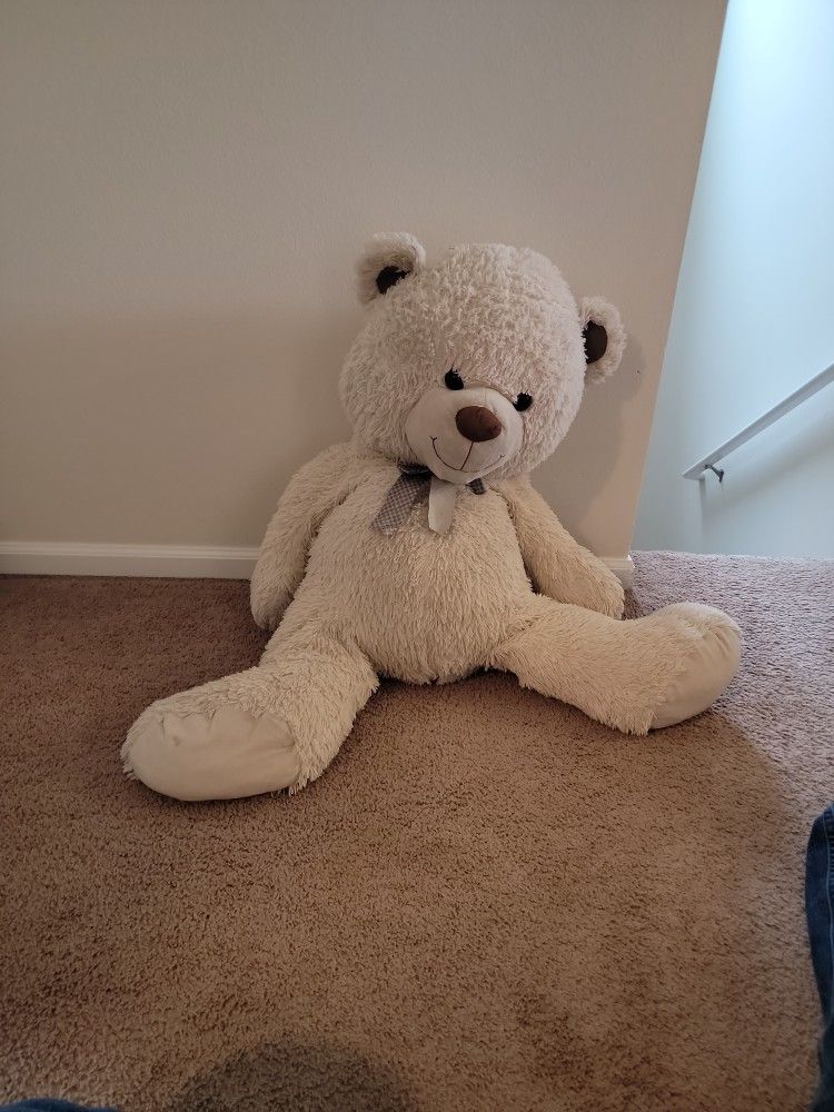 Giant Teddy Bear