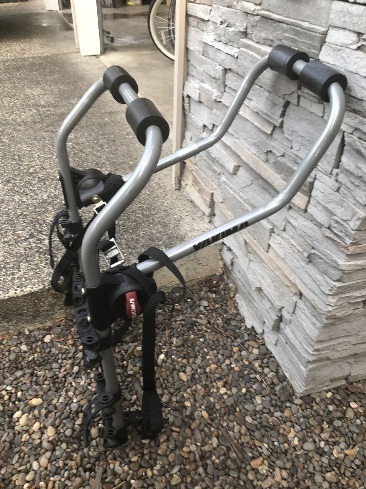 Yakima trunk bike rack