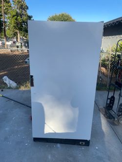 Delivery av comercial  freezer entrega Disponible delivery Conjeladora Comercial