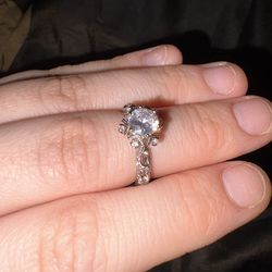 Snowflake ring