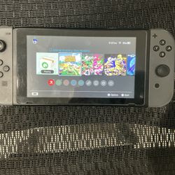Nintendo Switch. Great Condition. Includes All Accessories And Extras