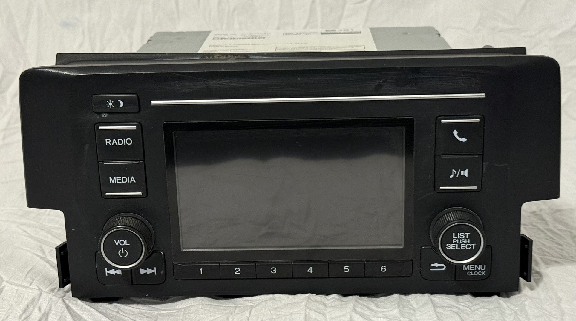 Honda LX Radio Receiver Assembly – AM/FM Stereo Media (39100-TBA-A11)