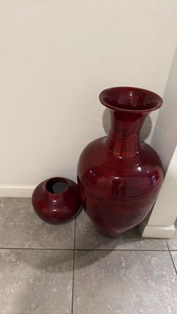 Set of 2 Large Red Decorative Vases