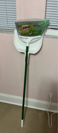 Libman Extra Large Angle Broom with Clean Fibers Dustpan & Green Steel Handle