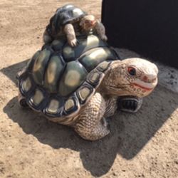 Decorations Turtle 45$ Each 