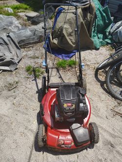 Working Toro 6.25 Self Propelled Lawnmower (No Bag)