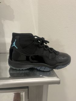 (send offers)Jordan 11 gamma blue