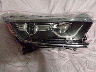Auto Lot 12- Headlight Assembly Honda