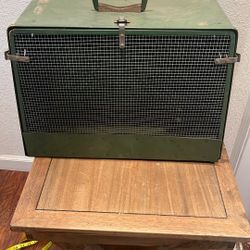 Vintage 1950’s Pet Carrier Avocado Green For Small Dogs Or Cats
