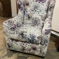 Accent Chair And Ottomans 