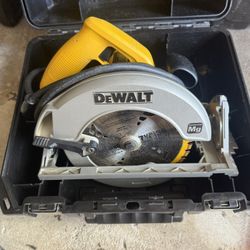 Dewalt Circular Saw With Hard Case