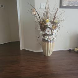 Heavy Extra Large Vase With Flowers 