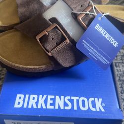 New Birkenstock size 38 color mocha