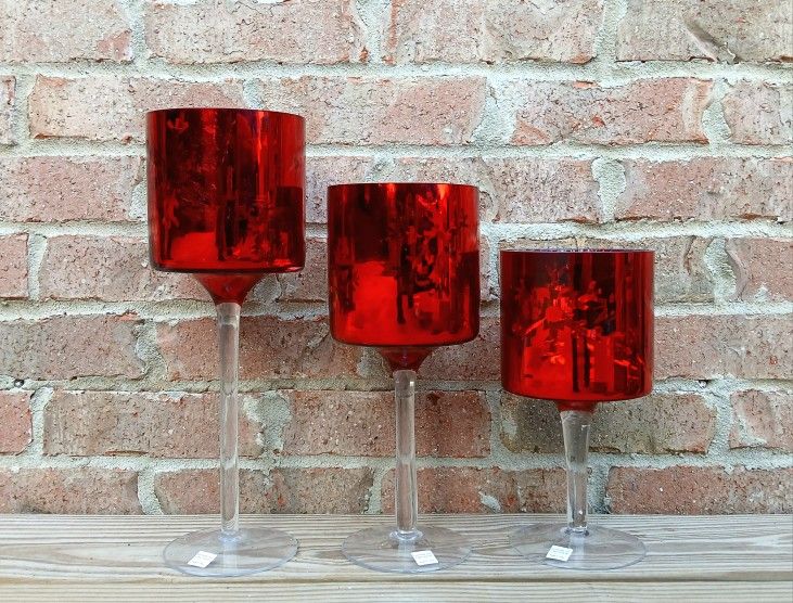 Gorham Christmas Red Snowflake Hurricanes