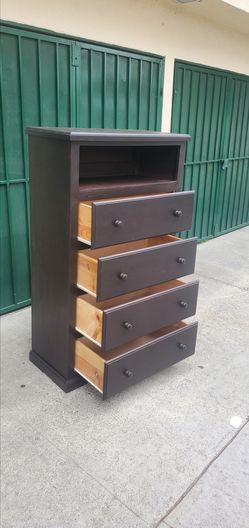 Big Wooden Dresser 58"×37"