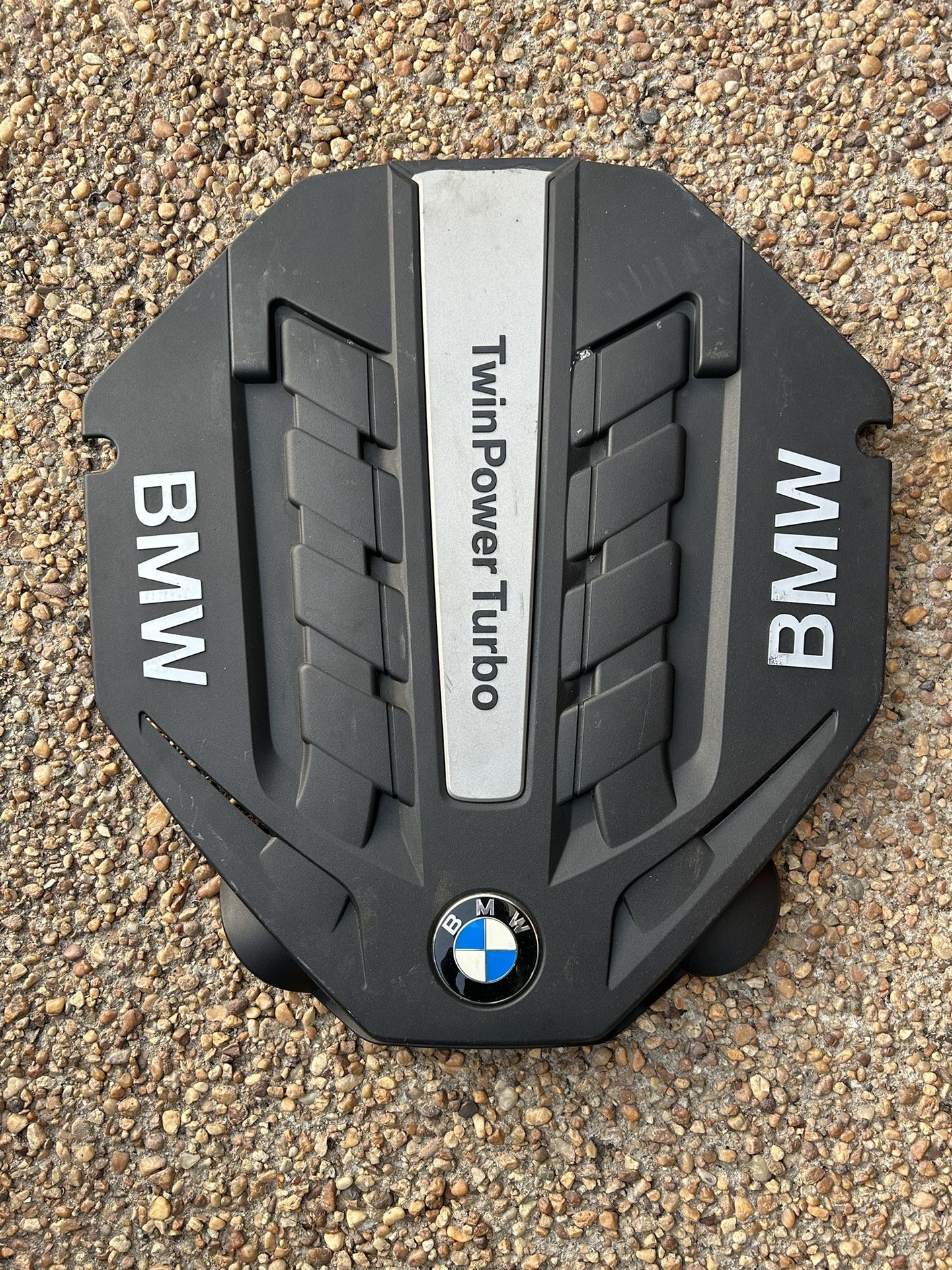 BMW 7 Series Engine Cover