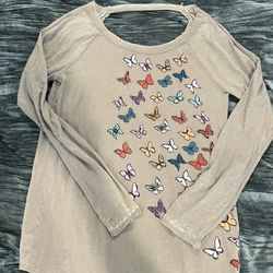 Chaser Butterfly Graphic Shirt Size S Oversized fit By chaser