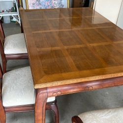 Dinning Table An Chair Set