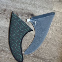 Captain Fin 10” CF Raked Fin