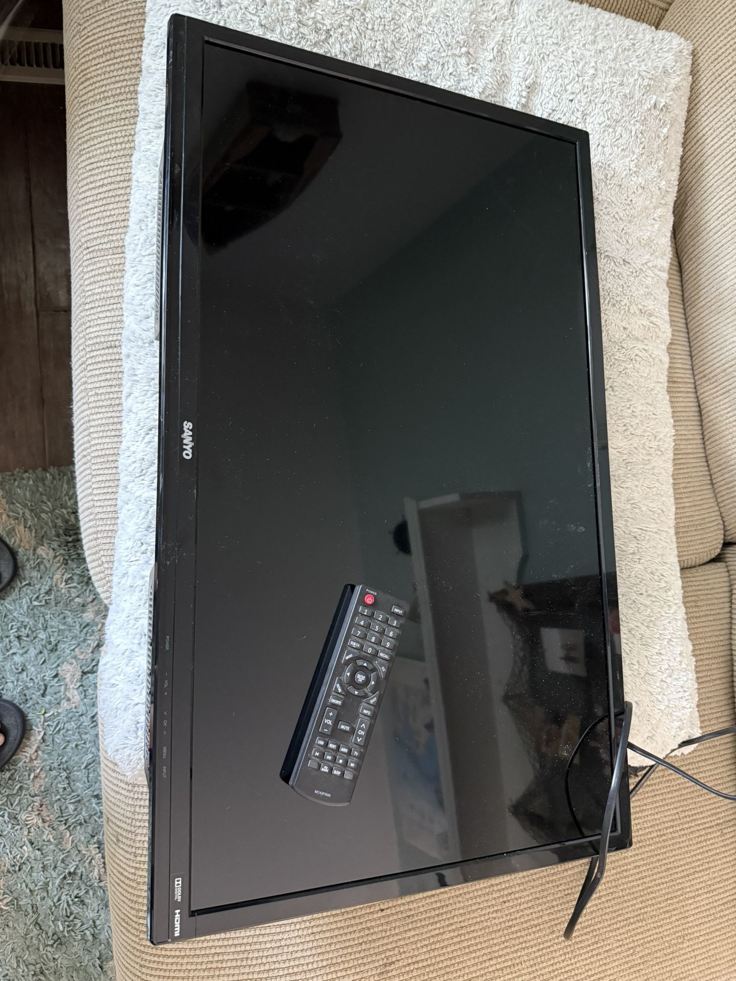 32” Sanyo TV