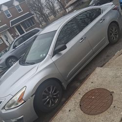 Nissan Altima 2015