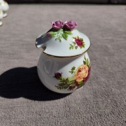 Rare ROYAL ALBERT OLD COUNTRY ROSE JAM JAR