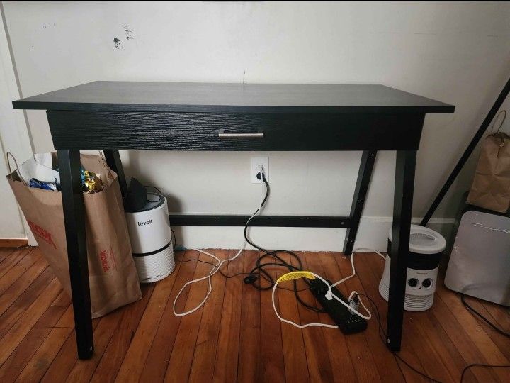 Desk Table
