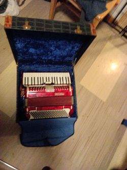 Beautiful Vintage Italian Enrico Roselli Accordion (Red Pearl) with Original Case