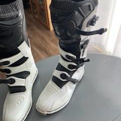 O'Neal motocross boots 