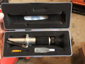 REFRACTOMETER