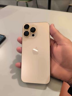 IPhone 16 Pro Max Gold 256GB