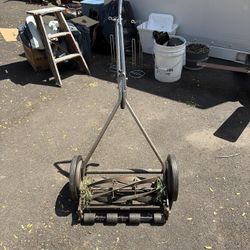Manual Lawn Mower. Handle Needs Repaired Otherwise In Working Order. 
