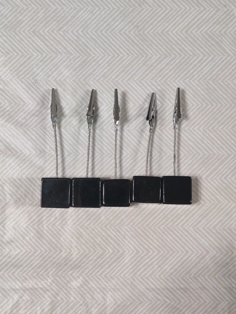5 Black Photo Cubes Clips