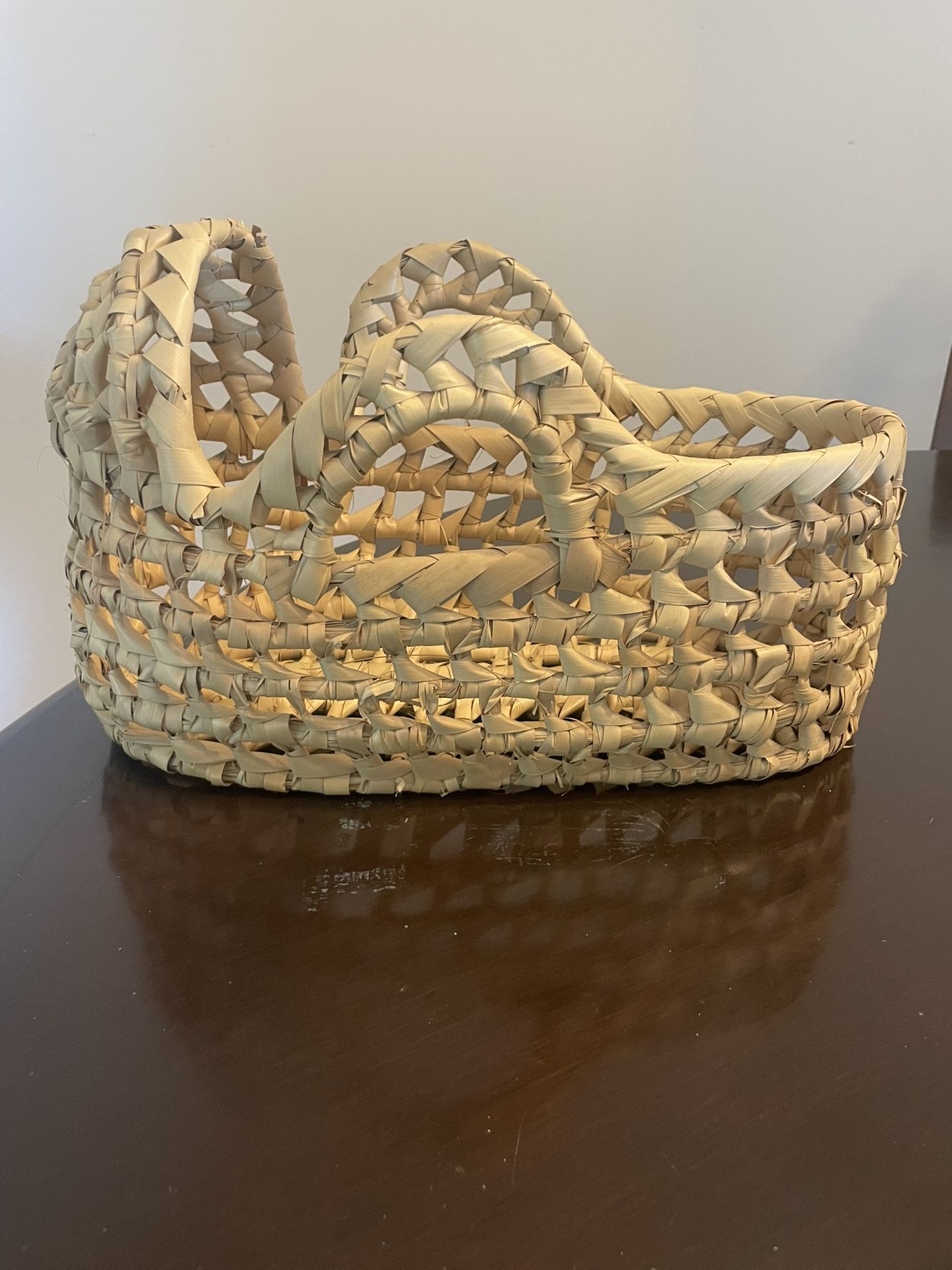 Weaved Basket Bassinet For Doll / Babydoll 