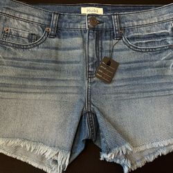 Women’s Mudd Shorts 