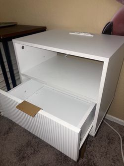 White Night stand