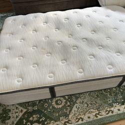 Full Mattress Free 